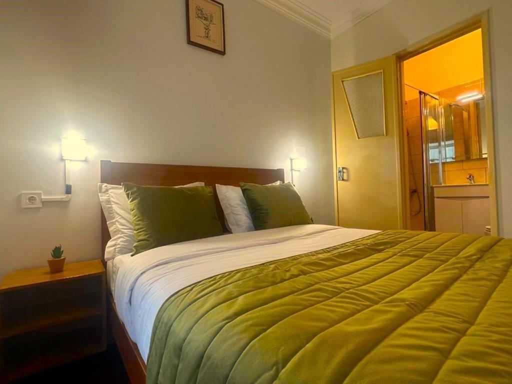 Lisabonna Guest House อามาโดรา ภายนอก รูปภาพ
