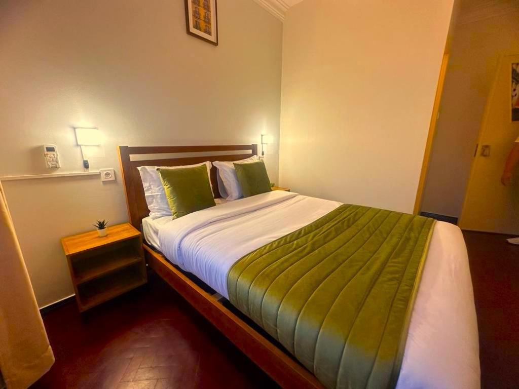 Lisabonna Guest House อามาโดรา ภายนอก รูปภาพ