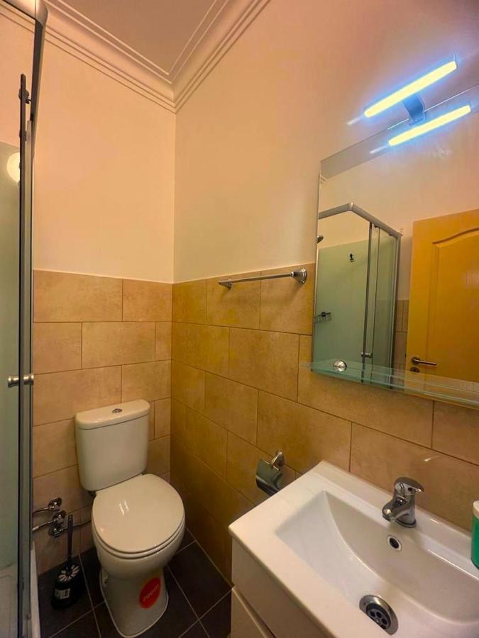 Lisabonna Guest House อามาโดรา ภายนอก รูปภาพ